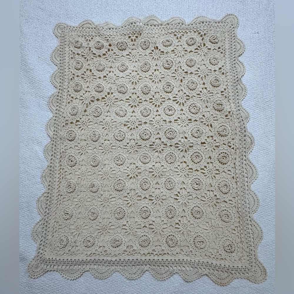 Vintage Keeco Hand Crochet Lace Ivory Cotton Pillow Case 50”x25”